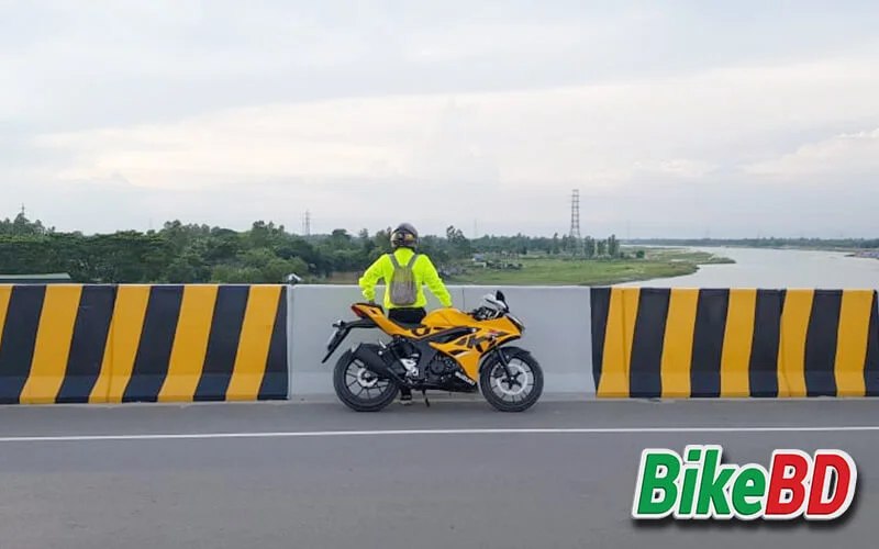 yellow colour suzuki gsx-r 150